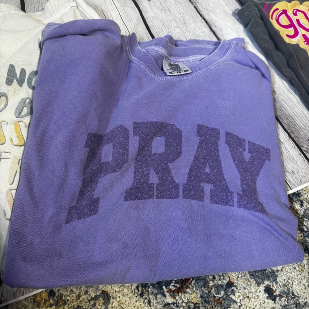 Comfort Color Graphic Tee Bundle - Picture 3 of 8